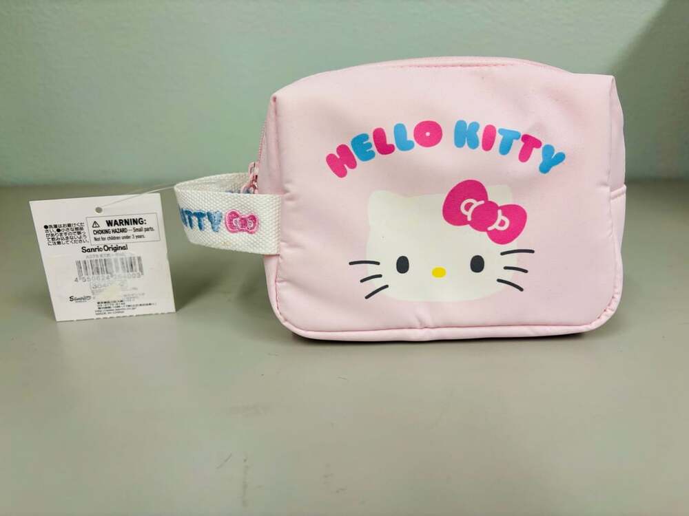 Hello Kitty NWT Mini Handy Pouch